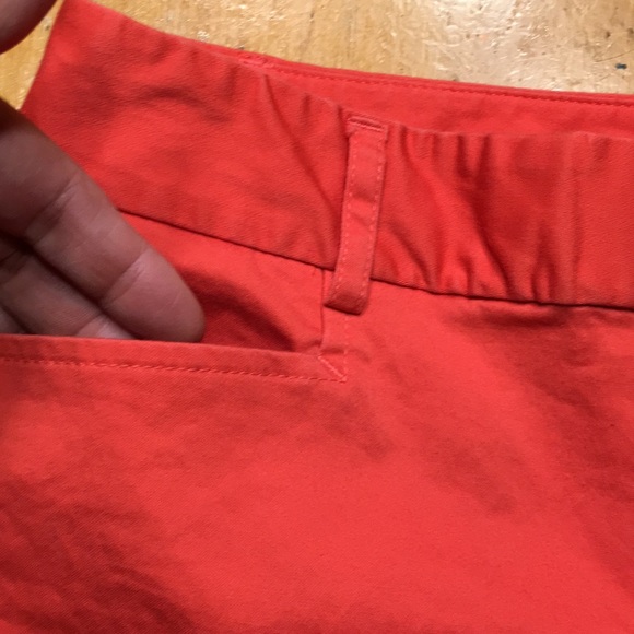 Express Shorts - Picture 5 of 5